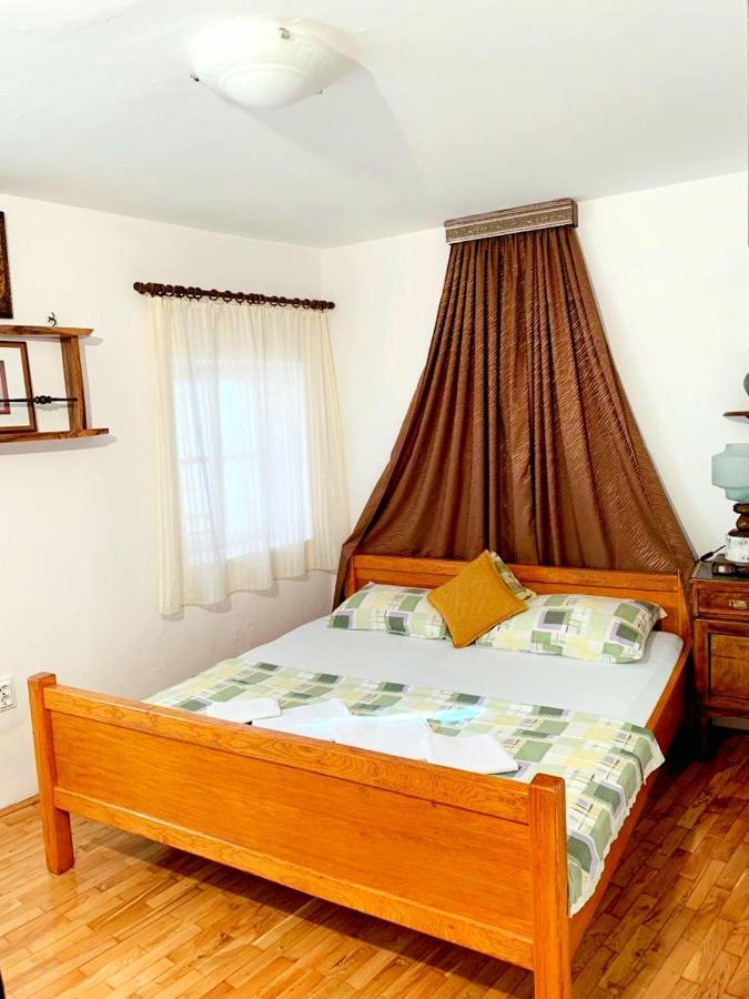 Urbana, Old Town Villa Budva