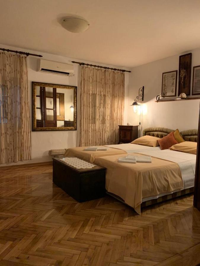Urbana, Old Town Villa Budva
