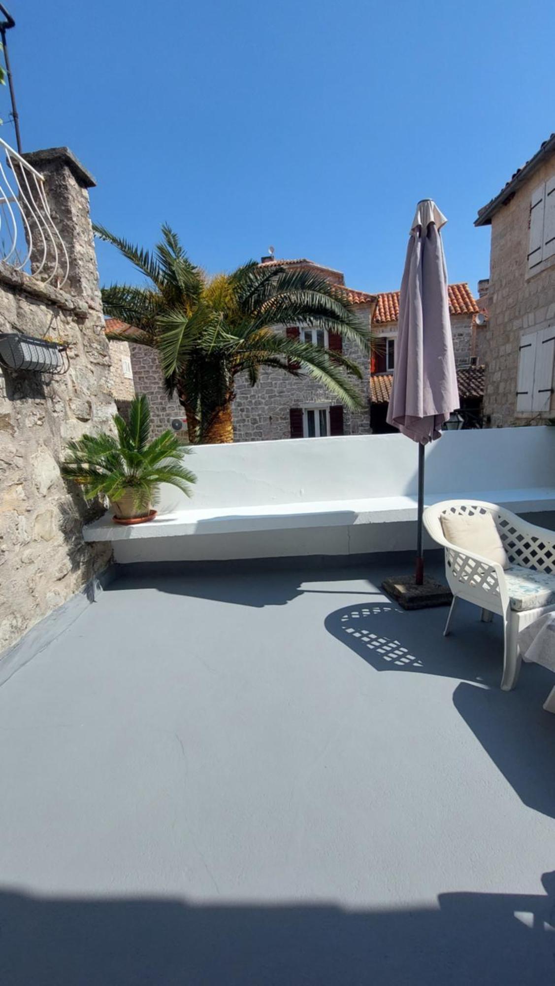 Villa Urbana, Old Town *
