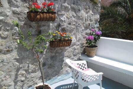 Urbana, Old Town * Budva