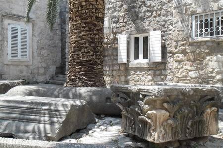 Villa Urbana, Old Town